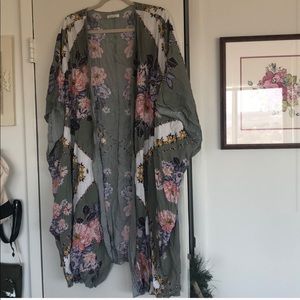 Maurices floral kimono